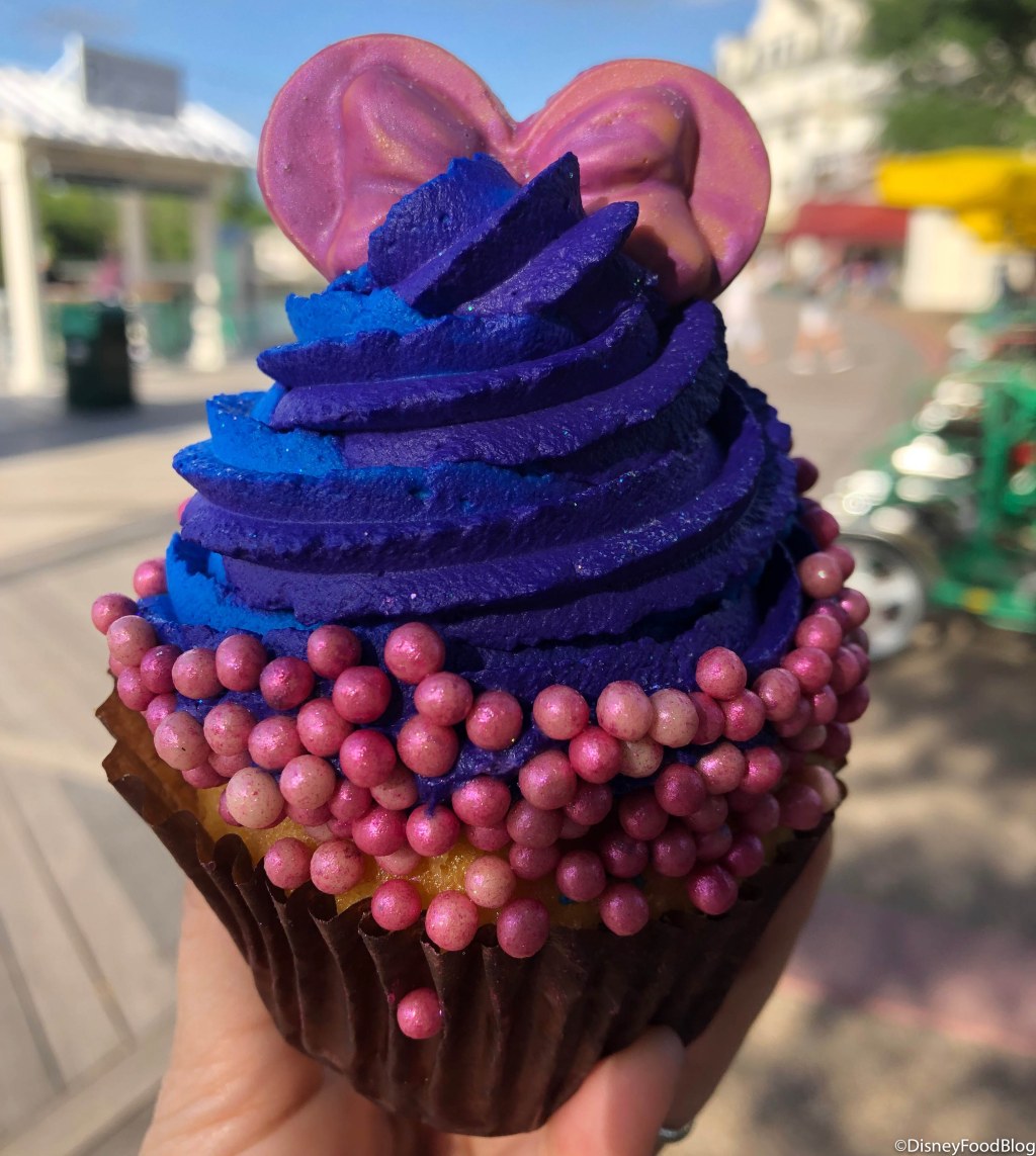 Picture of: BoardWalk Bakery Cupcakes  the disney food blog