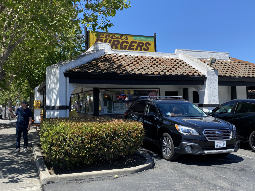 Picture of: Cecil’s Famous Burgers  Hayward, CA  Checkle