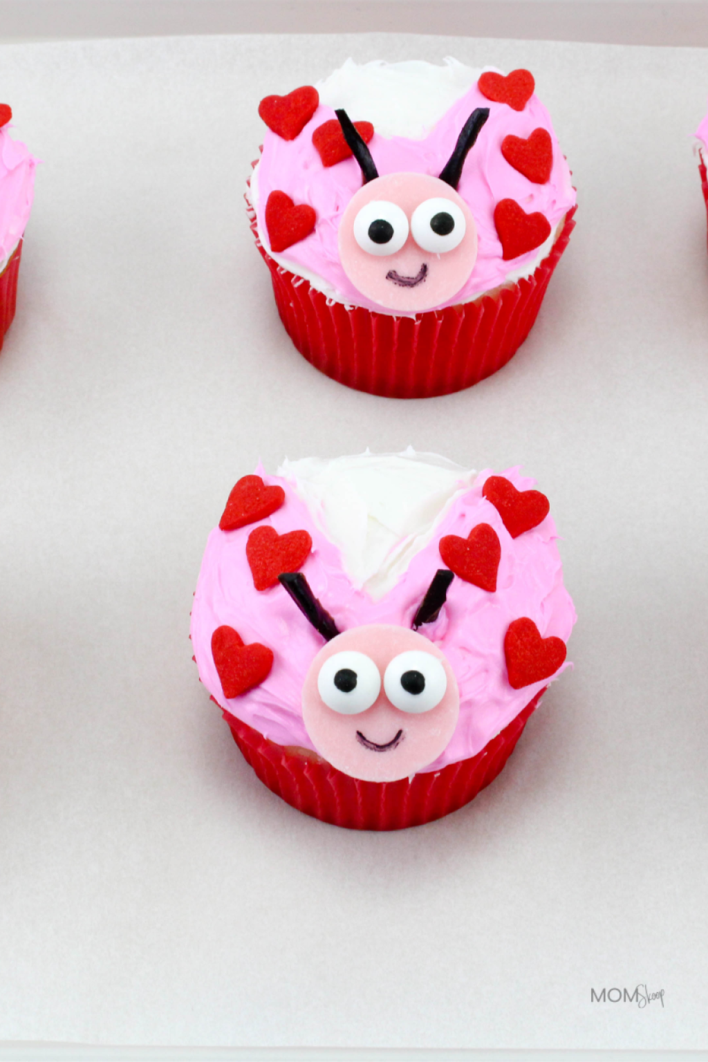 Picture of: How to Make Love Bug Cupcakes – MomSkoop
