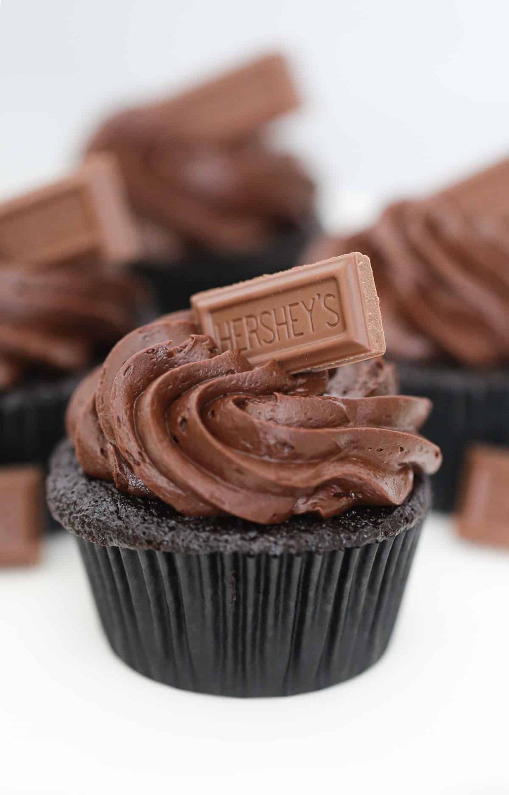 Picture of: Perfect Hershey’s Chocolate Cupcakes – The Baking ChocolaTess