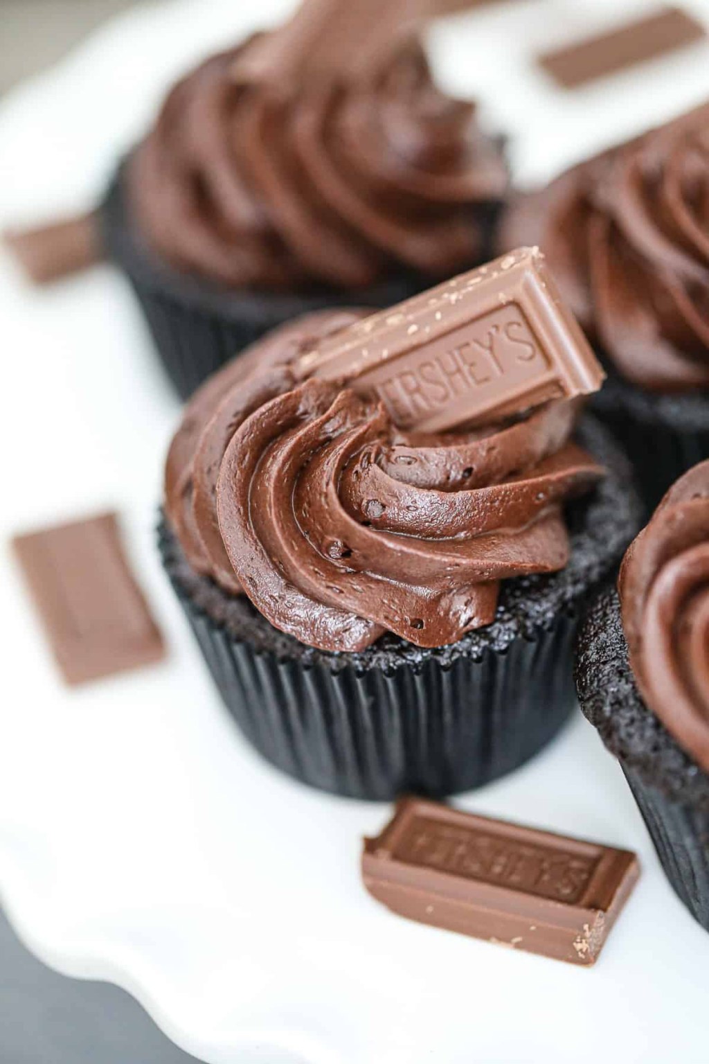 Picture of: Perfect Hershey’s Chocolate Cupcakes – The Baking ChocolaTess