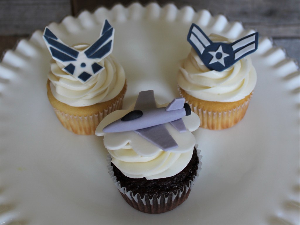 Picture of: Pin on Cupcakes